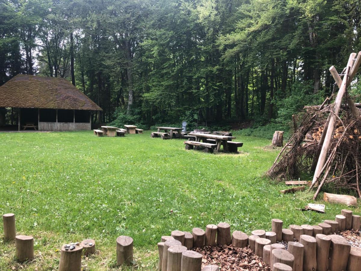 Ferienwohnungen Mimi mit Albcard Kleinengstingen Exterior foto