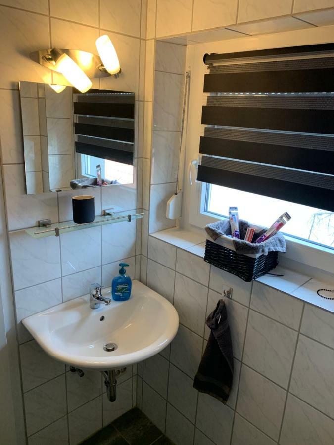 Ferienwohnungen Mimi mit Albcard Kleinengstingen Exterior foto